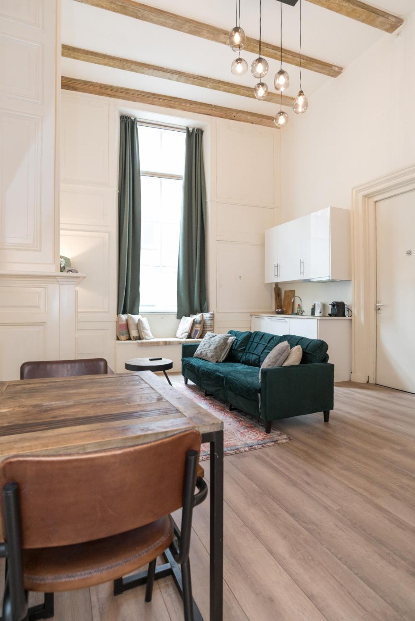 1001 Nights Boutique Lofts Hotel Хаарлем Екстериор снимка
