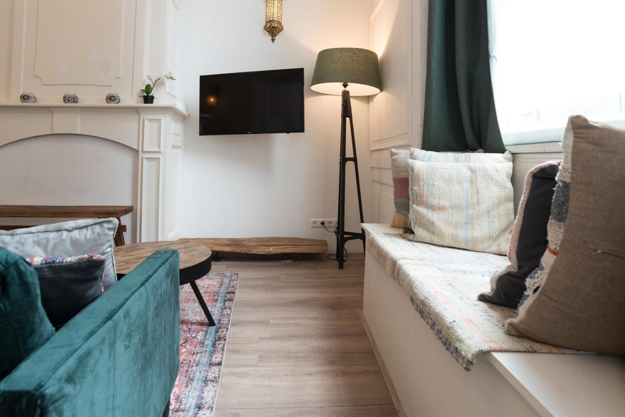 1001 Nights Boutique Lofts Hotel Хаарлем Екстериор снимка