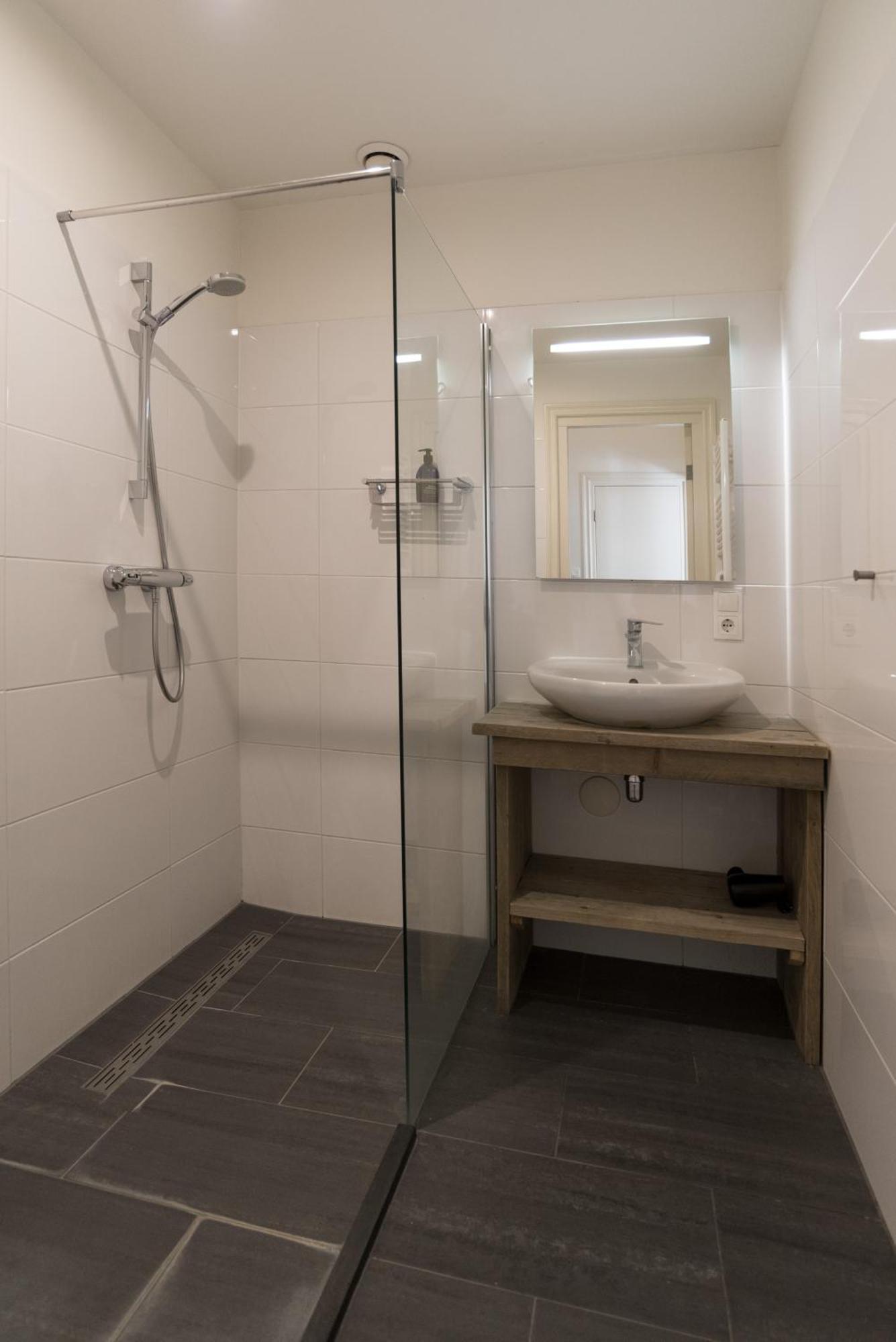 1001 Nights Boutique Lofts Hotel Хаарлем Екстериор снимка