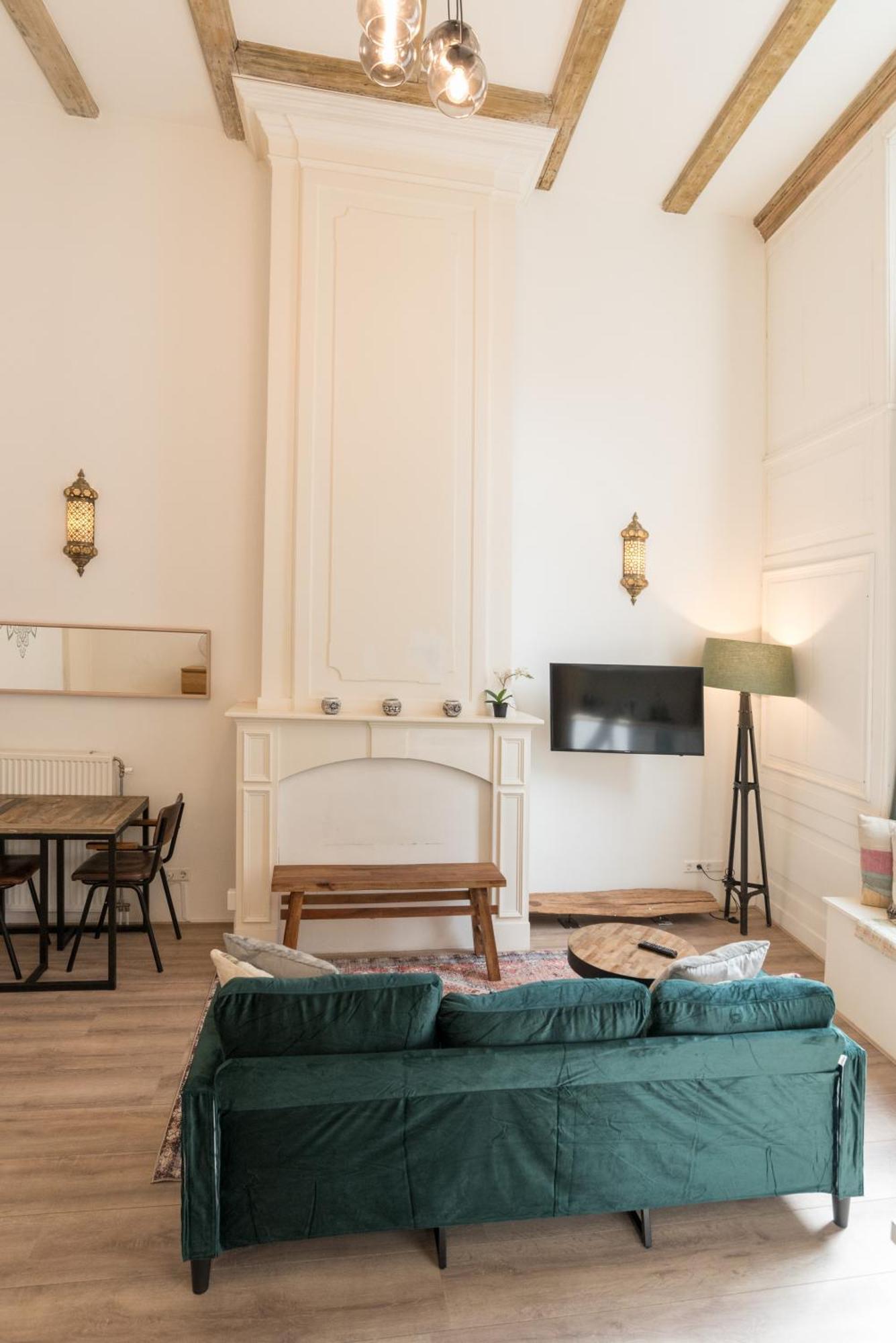 1001 Nights Boutique Lofts Hotel Хаарлем Екстериор снимка