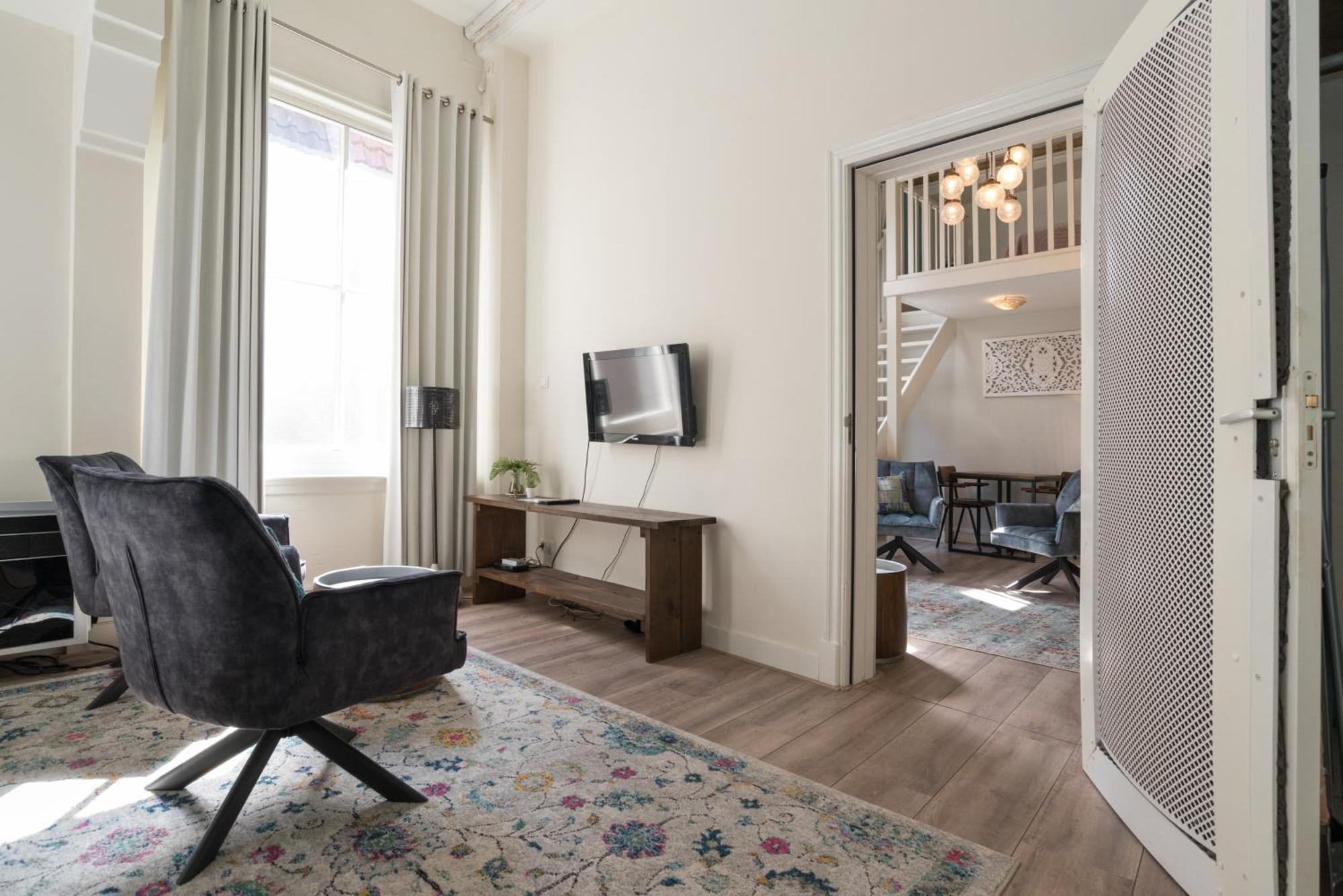 1001 Nights Boutique Lofts Hotel Хаарлем Екстериор снимка